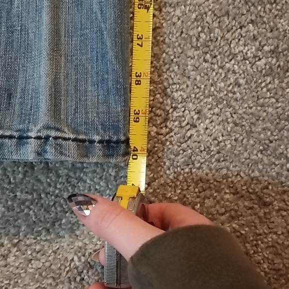 Ripped Jeans - Picture 4 of 6